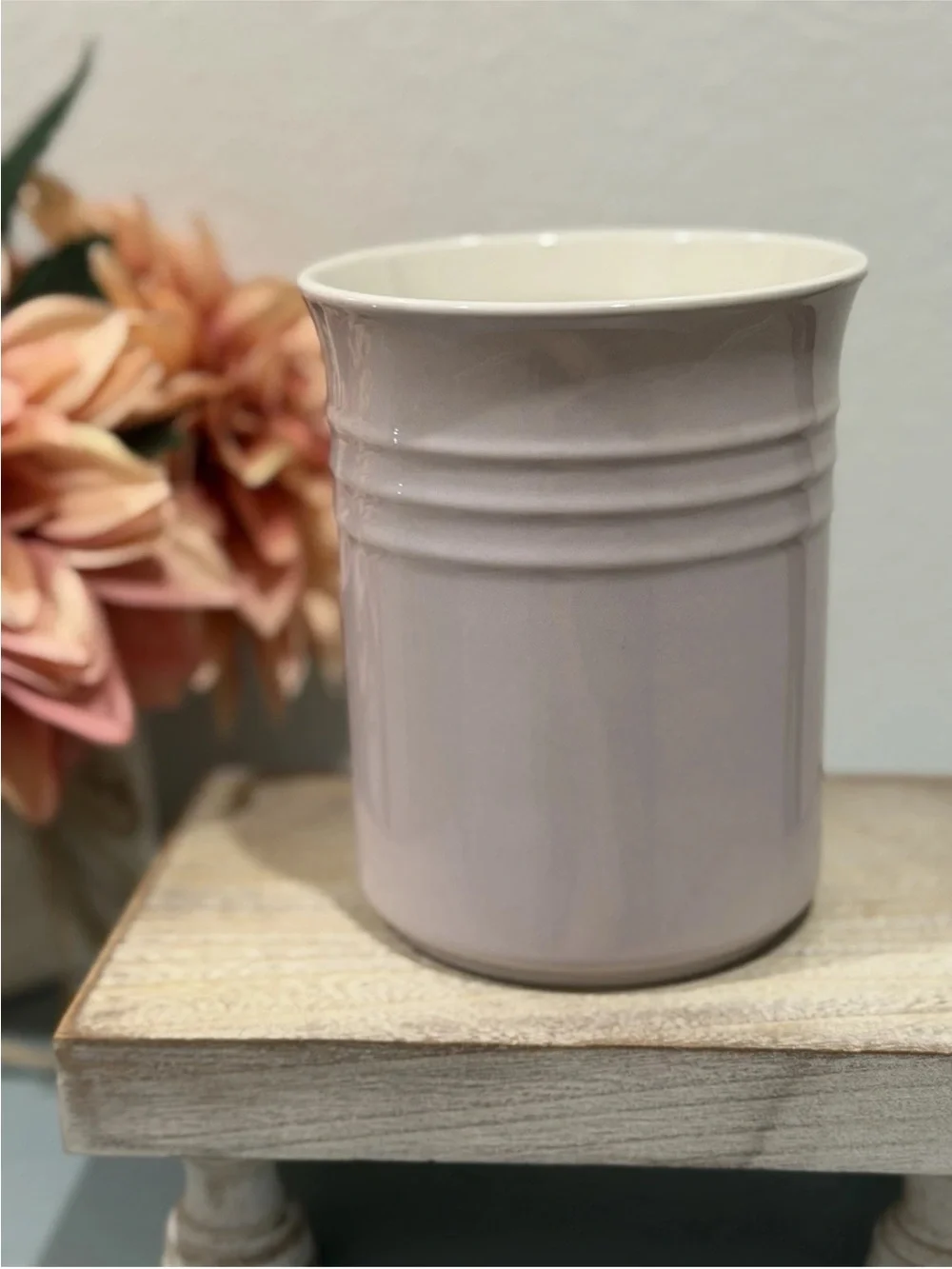 Le Creuset Stoneware Classic Utensil Holder Crock 1L/ 1Qt color ~ SHALLOT Pink